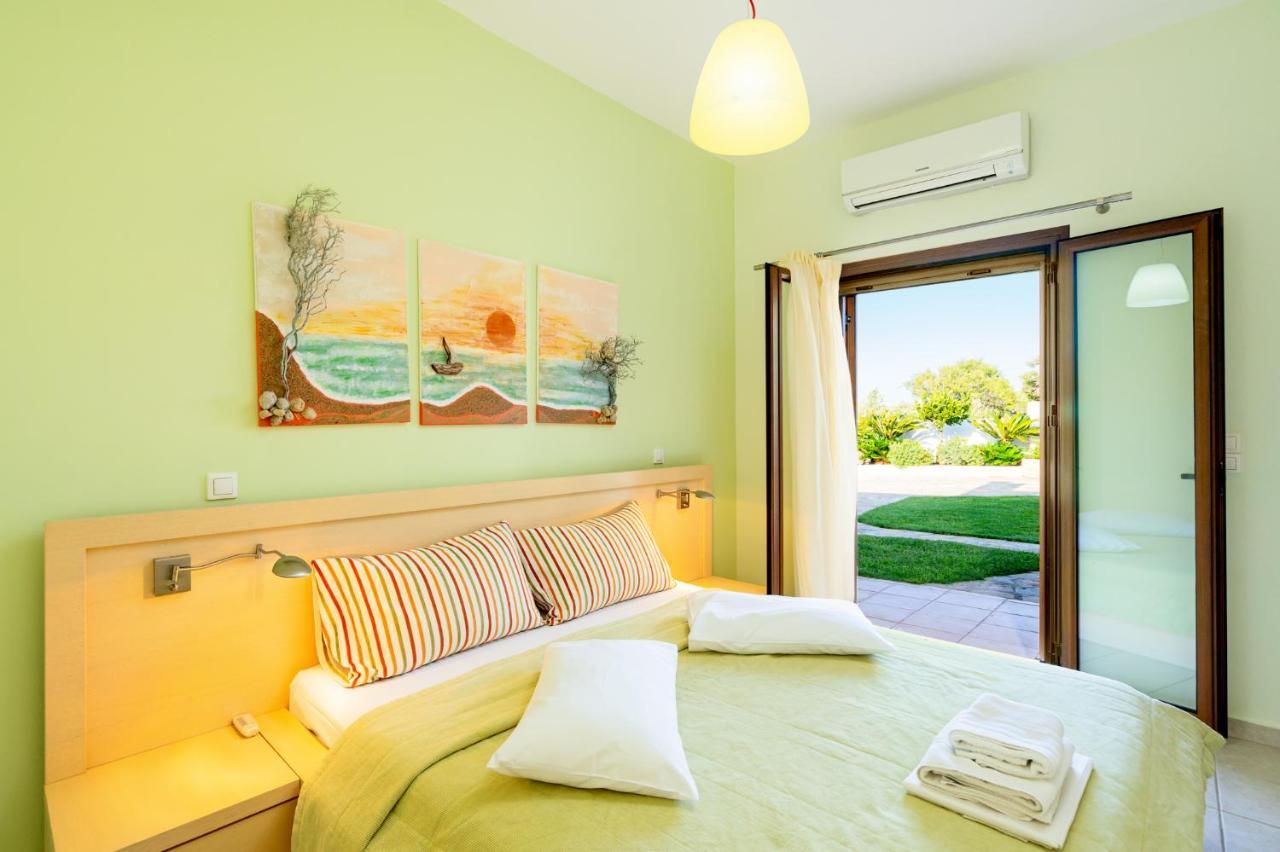 Georgia'S Apartments Kouremenos Beach Anevato Eksteriør bilde